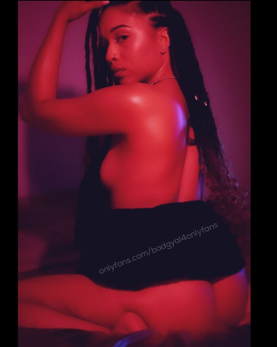 Hey boo😘 https://t.co/U1zqV0TE2y<a href="/tag/mirrorpic"class="tags"><span>#mirrorpic</span></a>