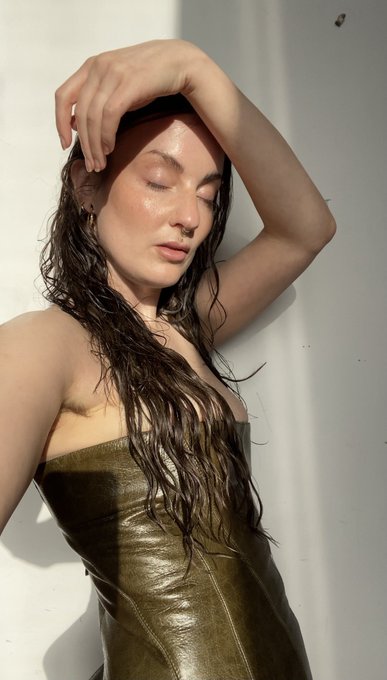 Watch Vex Ashley 🩸's leaked NSFW photo on TwXstars