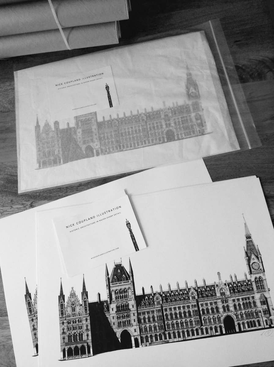To celebrate finally finishing drawing #stpancras I've decided to have one of those competition thingys.
I've got 2 A3 St Pancras prints to give away so just do the usual RT thing before midnight and I'll pick a couple of random winners tomorrow morning. 
Good luck.