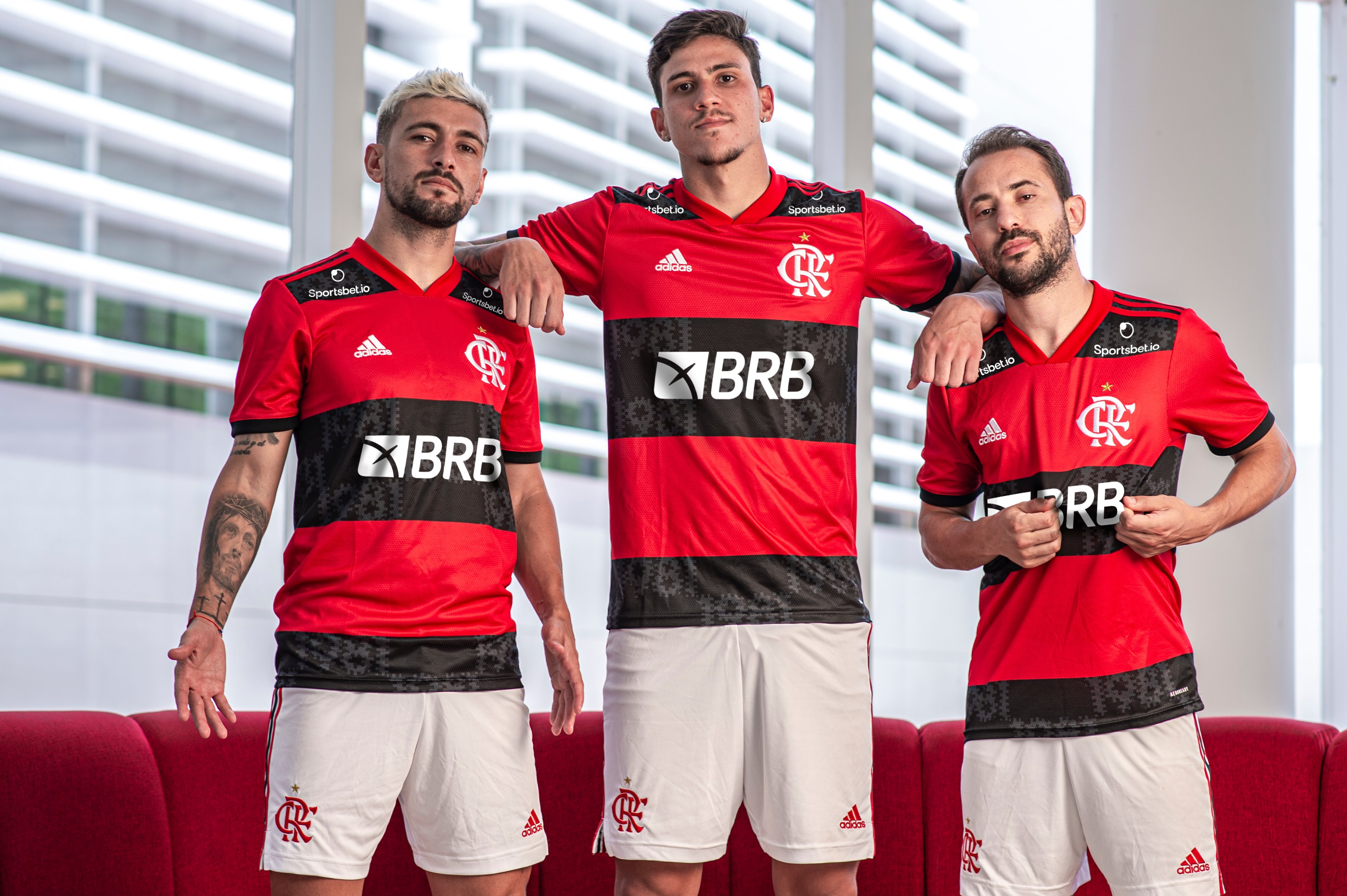 OMantoEhMeu – O novo Manto Sagrado do Flamengo – Ser Flamengo