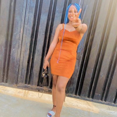 QueenAnnabel5's tweet photo. #NewProfilePic https://t.co/94zH6Vd4MV