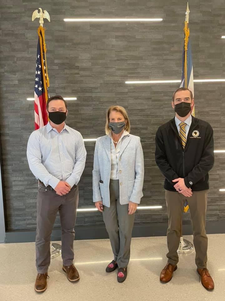 kanawhaus's tweet photo. Thank you to @SenCapito for visiting the Kanawha County Vaccination Clinic today and presenting U.S. Flags flown over the U.S. Capitol to Dr. Sherri Young and Monica Mason for their leadership during the pandemic. https://t.co/6qakdrUccU