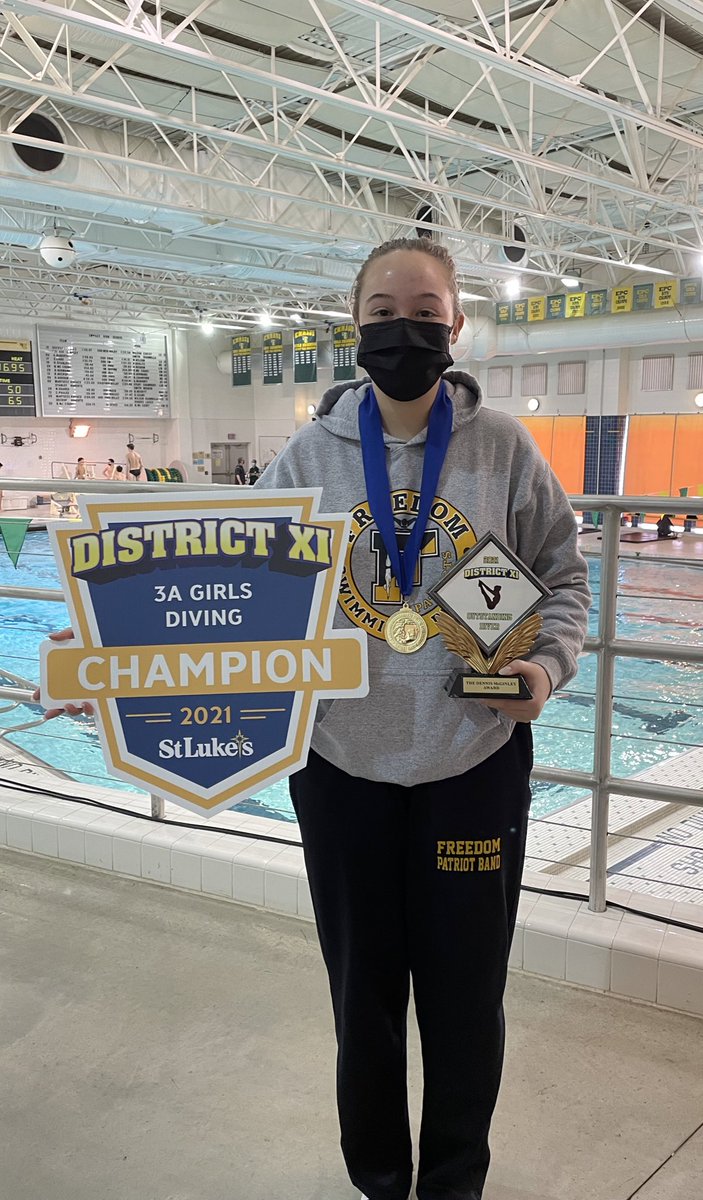 Congratulations to Freedom Diver Sarah Gill on winning District XI Diving Championships. She also won the Dennis McGinley Outstanding Diver Award. Sarah we are so proud of all your accomplishments! 🖤💛#statebound <a href="/fhssportsBASD/">Freedom High School Athletics</a>