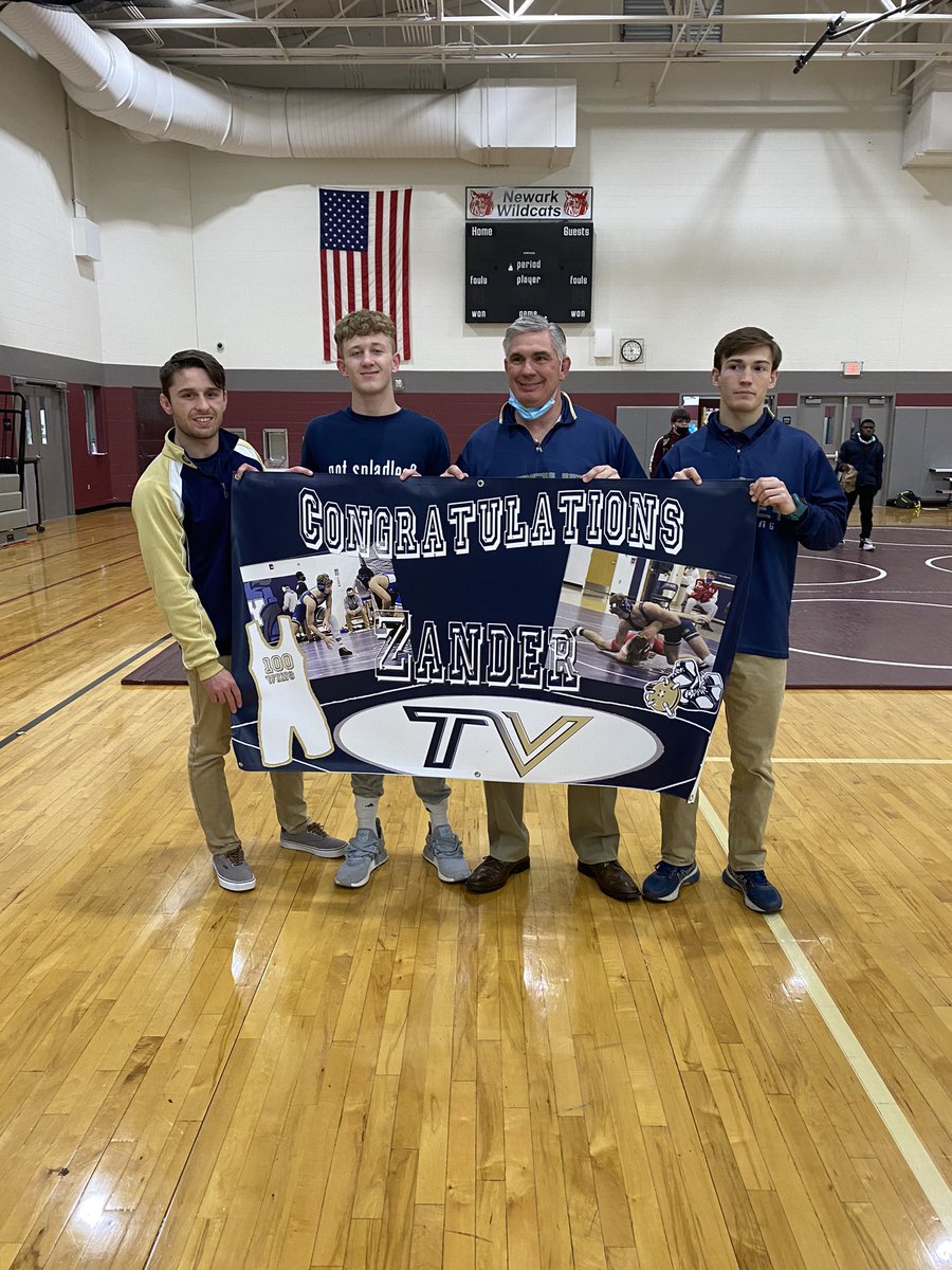 zandergraham3's tweet photo. Sectional Champ and 100 wins today! Not a bad day with all pins https://t.co/y3T5e1yNPV