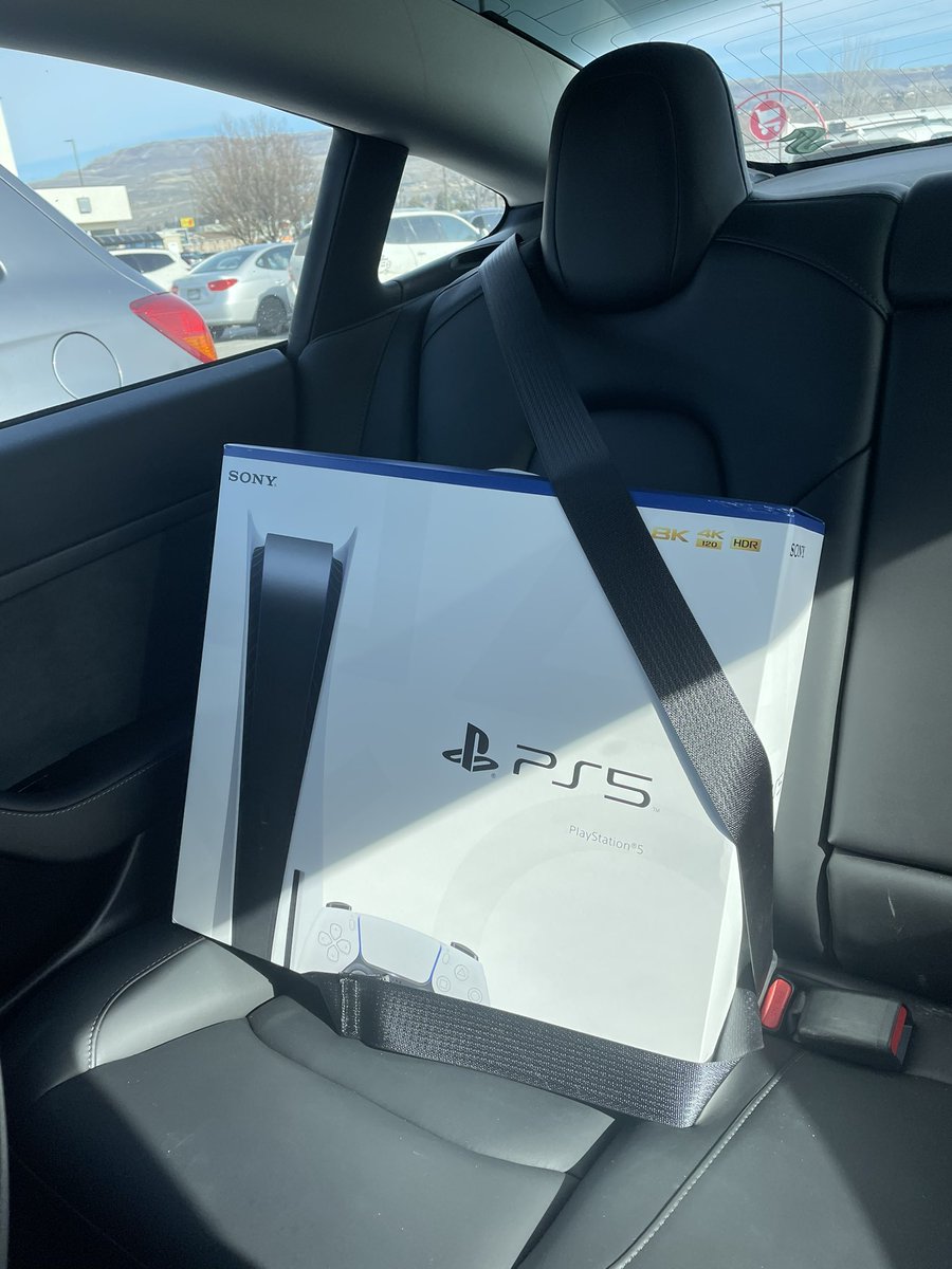 TrillaryDuff_'s tweet photo. Had to drive 3 hours through the snowy mountains and through the desert to pick up this baby, but I did it 😍😍. Shoutout to @mattswider for keeping everyone informed on stock. https://t.co/tzVGZaSA5Q