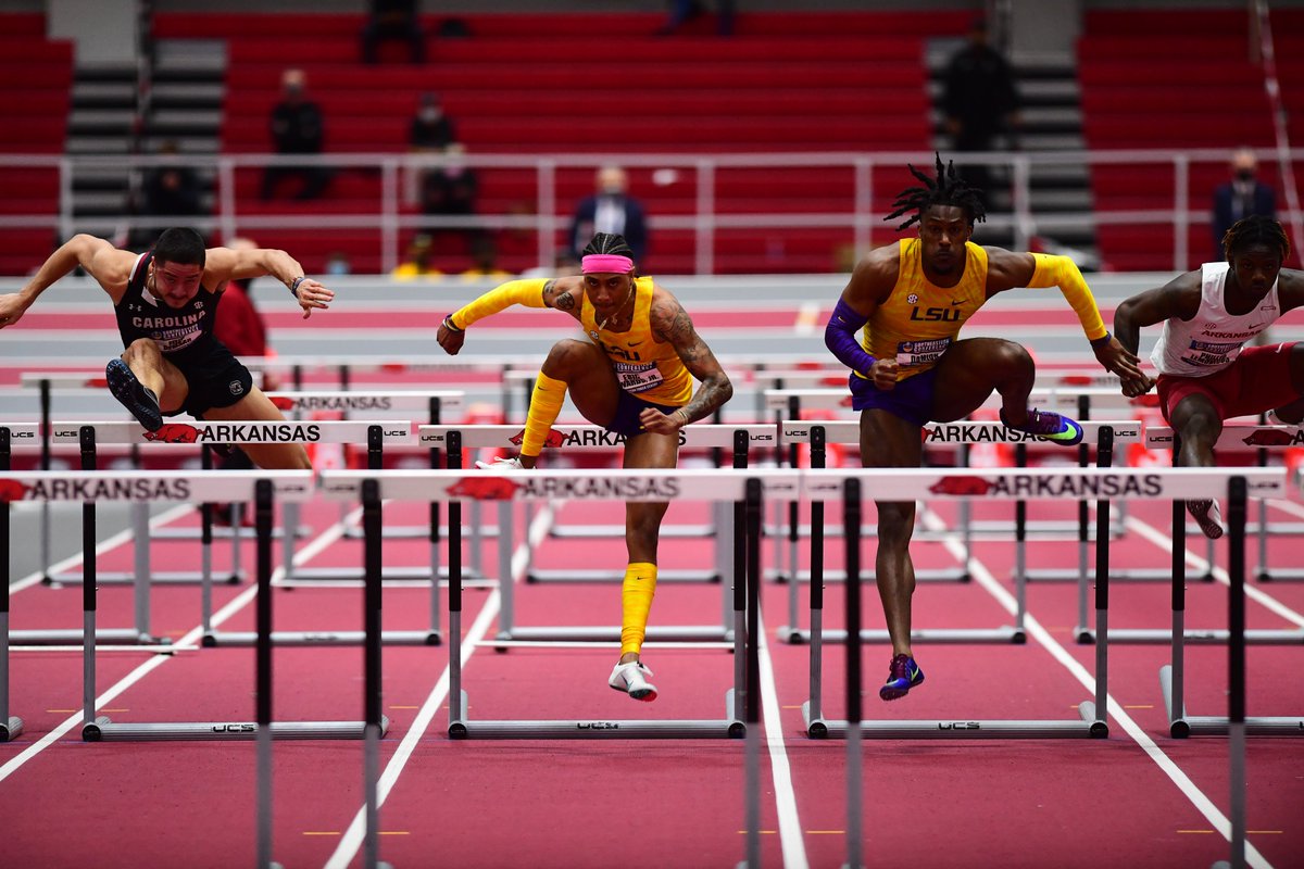 LSUTrackField's tweet photo. Damion Thomas (1st/7.60/PR) and Eric Edwards Jr. (2nd/7.67) rack up 1⃣8⃣ points for the Tigers in the 60 meter hurdles!

#GeauxTigers https://t.co/hJRKoycirE