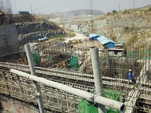 GaniyuMaroof's tweet photo. PROGRESS REPORT:
Ongoing construction of 700MW Zungeru Hydropower Project in Niger State, By President @MBuhari
#MayNigeriaSucceed
#PMBISWORKING https://t.co/eHK7Du4j5u