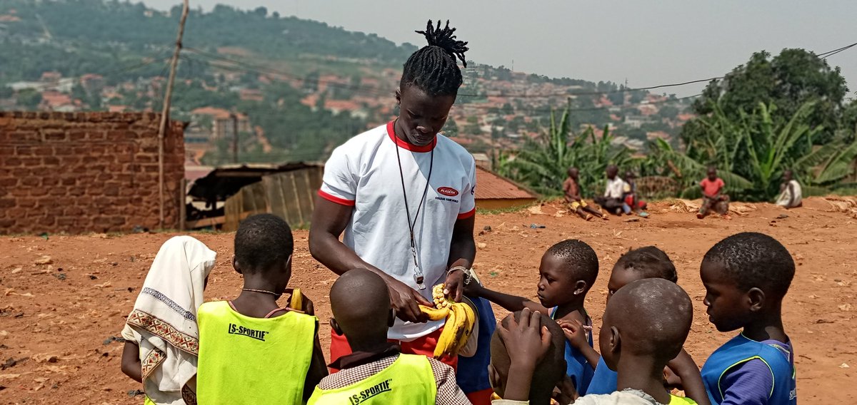 AQRugbyAcademy's tweet photo. #AppreciationNote
Asante sana @KenyanTitch for support &amp; love you have had for the budding talents.

After play “bites” fully sponsored by Titch😊.

Lots of thanks from the #AQRA. https://t.co/wzq07ihGgW