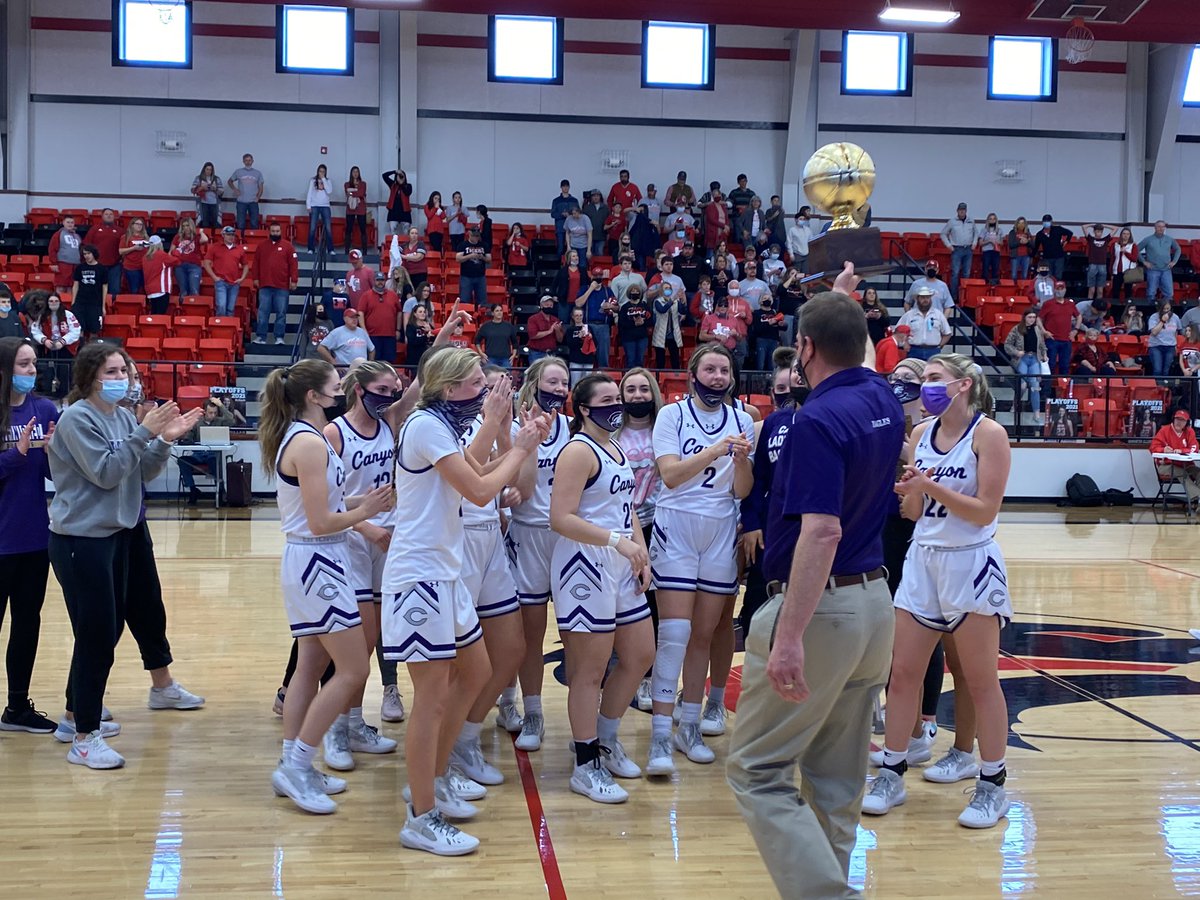 CanyonAthDept's tweet image. Lady Eagles are back in the Regional Finals. 53-27 over Glen Rose. @tate_lombard @PressPassSports @CBrakebill @lancelahnert @KVIIsportsguy @DavidGayNews