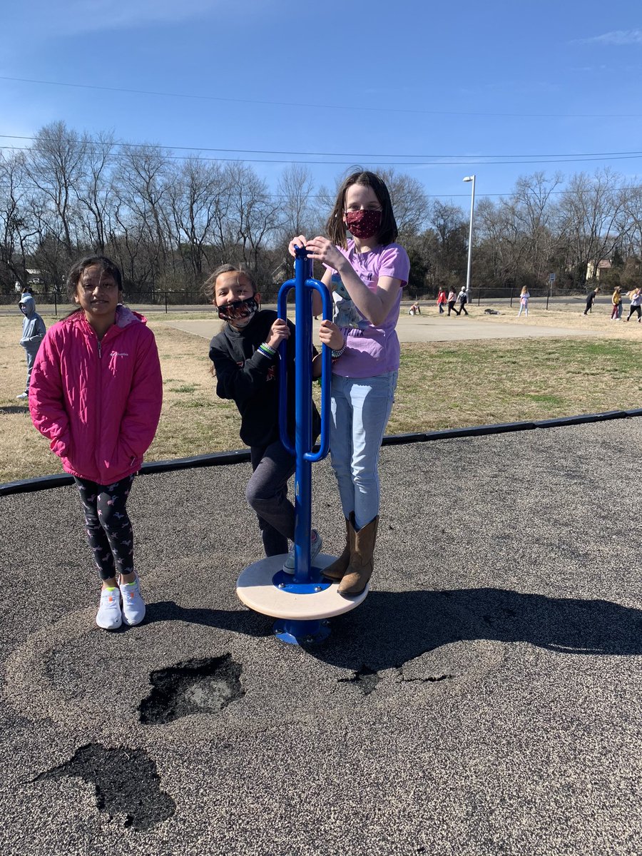 Mrs. Lane tweet media