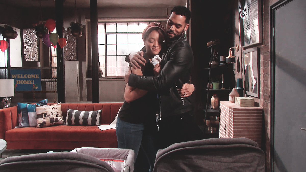 soapingwithari's tweet photo. Day 30: All time favorite #Elani scene.
There's many scenes that I love but a recent favorite is when they brought their babies home. The glow they radiate as parents is truly unmatched and it makes me so soft. โค๏ธ๐ฅบ
#FourYearsOfElani #Days https://t.co/dc0lYFjutH