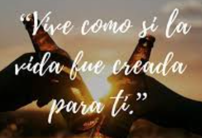 a2wn's tweet photo. La única forma de aprender sobre la vida es viviendo,cada momento es tu momento, a veces hermosos,a veces difíciles o aterradores, pero son todos tuyos, atesóralos, vivir no es fácil, pero si logras ver más allá de tus miedos y de las expectativas ajenas,la recompensa es tu vida https://t.co/VTLqw34wM7