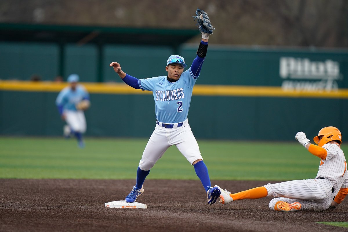 NCAABaseball's tweet photo. Doubleheader against No. 18 Tennessee? No problem for Indiana State, as they sweep the doubleheader!

#NCAABaseball x 📸 @IndStBaseball 
 https://t.co/qFBt5Pval7
