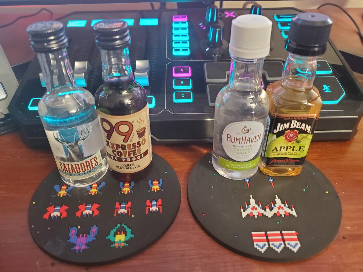 PrincessPlaya44's tweet image. Instead of me streaming #drunkbydaylight tonight; @woofergaming will be streaming, starting with a liquor tasting @ 10pm est; then playing #DBD w/ myself, @urnewstepmami &amp;amp; @WezHalla 🔥🥃💀

Twitch.tv/WooferGaming 🎮

@BlazedRTs @TwitchBuds @sme_rt #Twitch #deadbydaylight #liquor