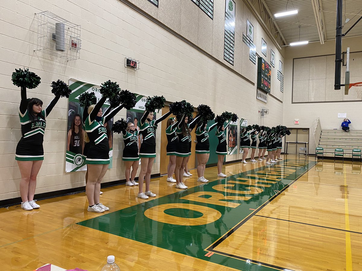 CheerOFHS's tweet image. Congratulations on winning such a close game tonight @OFLadyEagleHoop, we are so proud of you! 💚 can’t wait to cheer you on in the next round of districts!