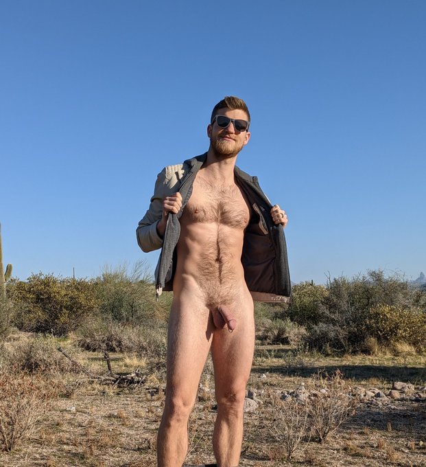 Nature ? ? #gays #gaycock #gayhairy #gayotter #gayoutdoor #gayexhibitionist https://t.co/oHeCoCYdp9