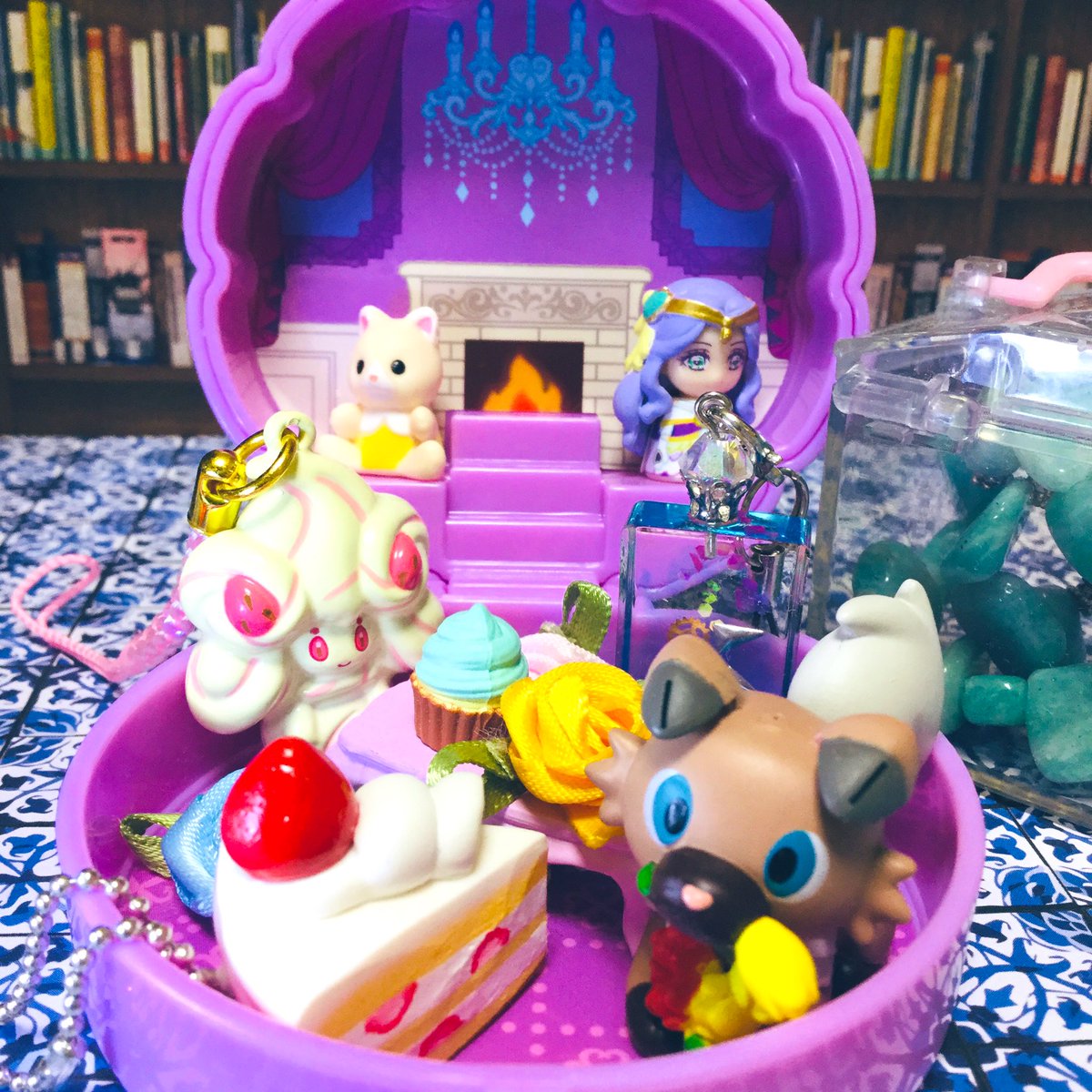 河内実加 プリキュアのコンパクト型のドールハウスもかわいい マホイップの根付も発見 イワンコのガチャも2発めで当たって 昨日はよい日だった 夕飯のついでにガチャする人 河内実加 プリキュアのコンパクト型のドールハウスもかわいい マホイップの根付も発見 イワンコのガチャも2発めで当たって 昨日はよい日だった 夕飯のついでにガチャする人