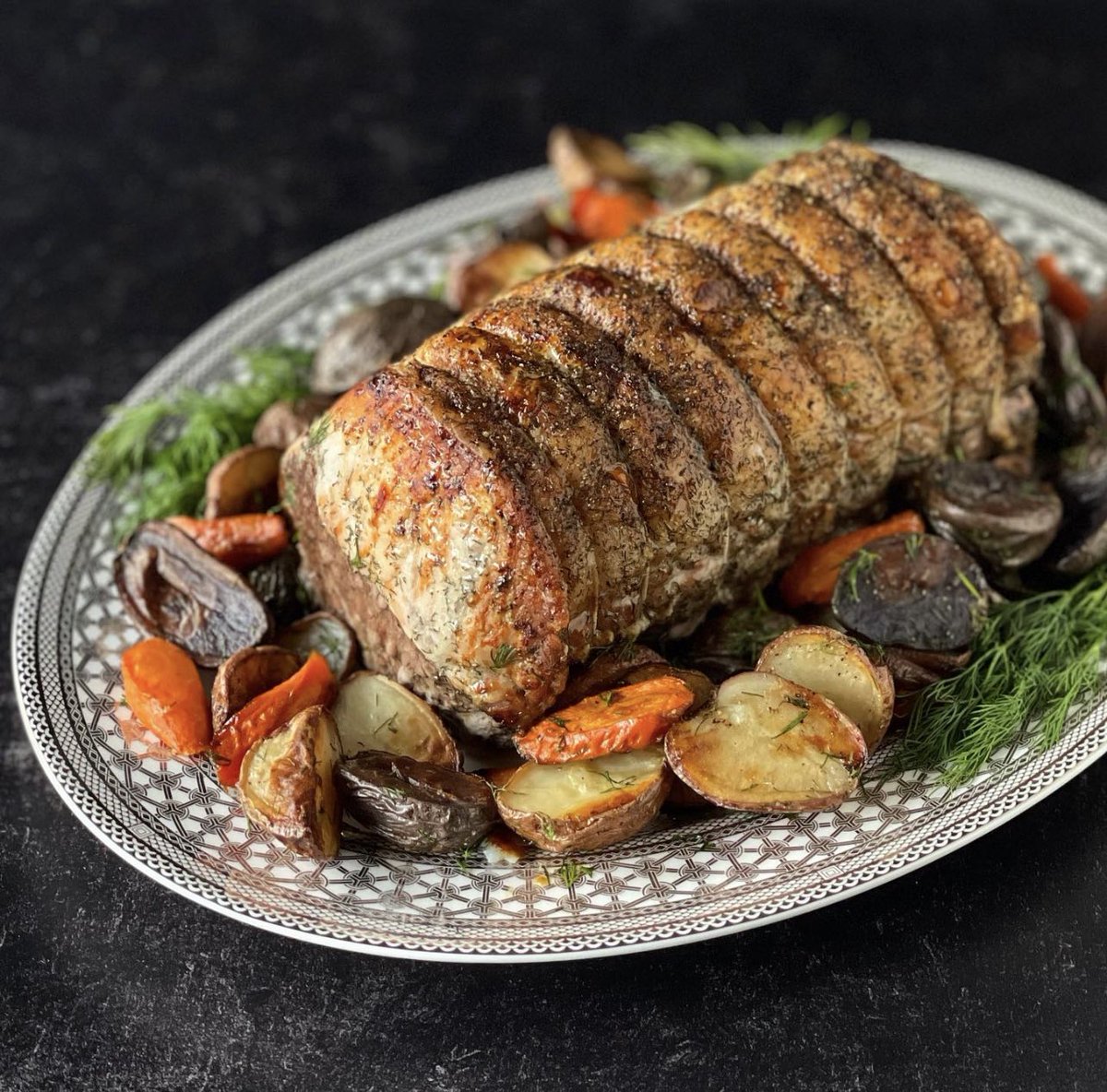 grill_momma's tweet photo. Pork loin is affordable, versatile and delicious when cooked properly. I roasted it in my @hestanhome range until 140°F internal which carried over to 145° after resting. The result? Perfectly juicy pork.
Platter by @caskatatableware
#Hestan #HestanPartner #wevegotyourplates https://t.co/j0PL1ONKYo