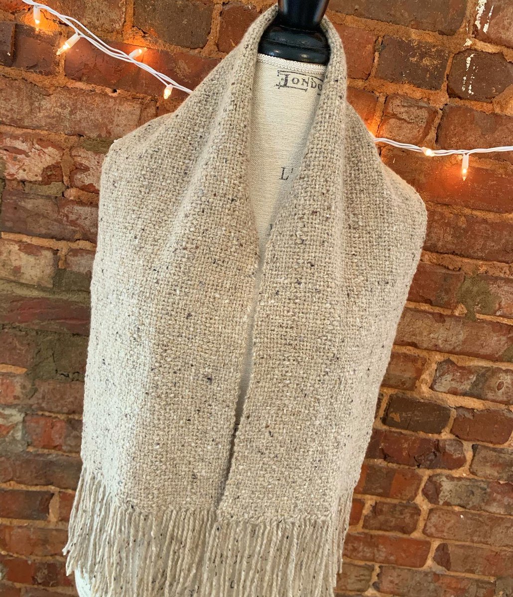 designs_emily's tweet photo. Off the loom: 100% Merino wool from Donegal, Ireland spaced warp scarf. 🍀🐑 #weaving #handwoven #slowfashion #scarf #artisan #textiles #donegal #merinowool #wool #ireland #irish #loom #weavingstudio #decaturalabama #decatural #shopsmall  #smallbusiness https://t.co/RPW9gcVVop