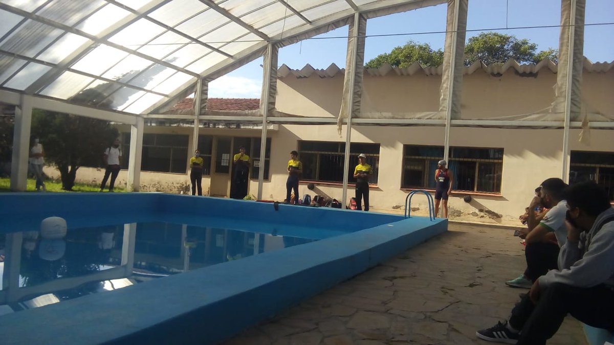 TeamZona4's tweet photo. ✨Exposición e inicio de la clínica.
Temas generales :
✅Natación
✅T1
✅Ciclismo
✅T2
✅Pedestrismo
✅Preguntas y dudas generales
✅Foto final https://t.co/ikx8WtiAYO