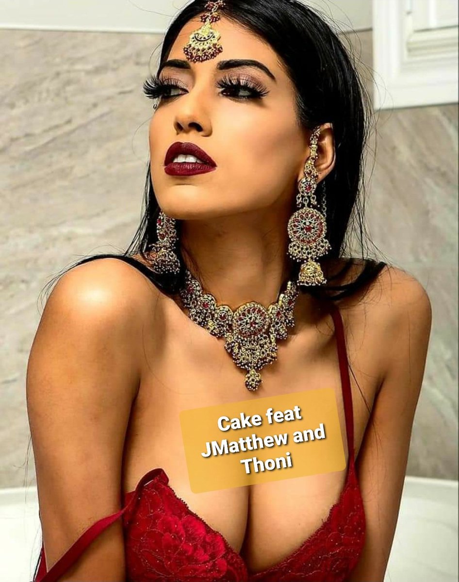 Kassiopia1's tweet photo. Out now #Cake feat #Thoni #cityblack #JMatthew with the gorgeous @AneesaBadshaw and @StarmiaMay on #youtube @XXL @TheSource https://t.co/A2fbonX7cT