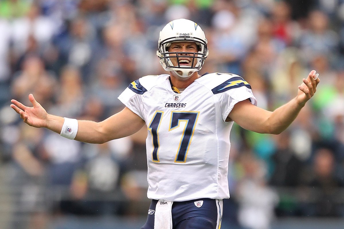 NFLMemes's tweet photo. You think your favorite team has it tough? The 2010 Chargers had the No. 1 ranked offense and the No. 1 ranked defense. 

And STILL didn’t make the playoffs! https://t.co/XLO42TL5k8