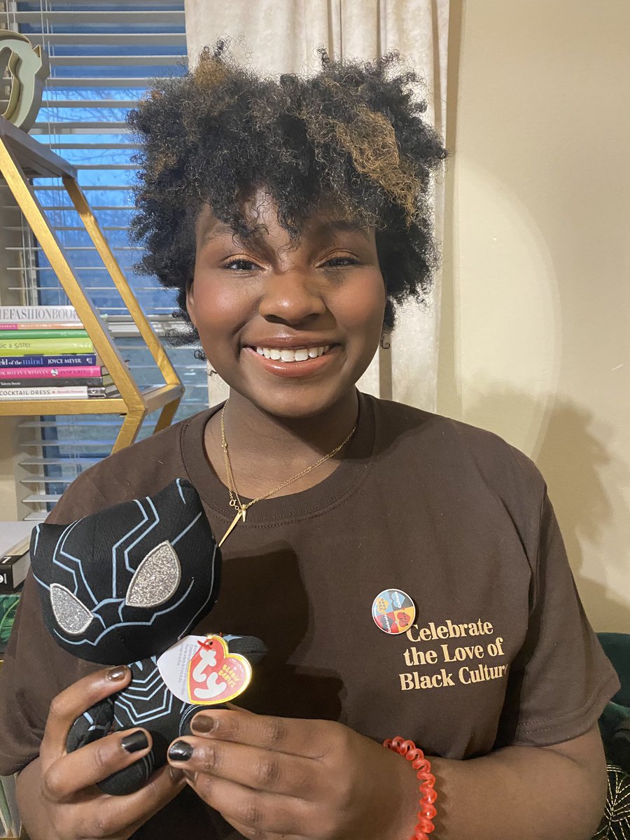 blackculturec_'s tweet photo. ✨TY Student Engagement Team! 
S/O Karrington, Andre &amp; Dr. Niki Holzaphel for 📸 classmates, teachers, 🏀 coach &amp; librarian wearing their ‘Celebrate the Love of Black Culture’ tees! 

They named 1 Black History Fact &amp; received a Black Panther Ty Beanie Babies #TyBlackHistory 💫 https://t.co/t0SNdfBsqf