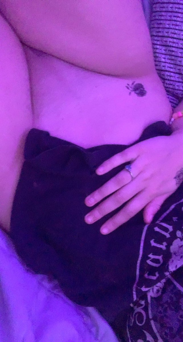 undes1r4ble's tweet photo. I’m new to NSFW twitter , if anyone is interested to play dm me!#SellingContent https://t.co/0jpfKW4JAV