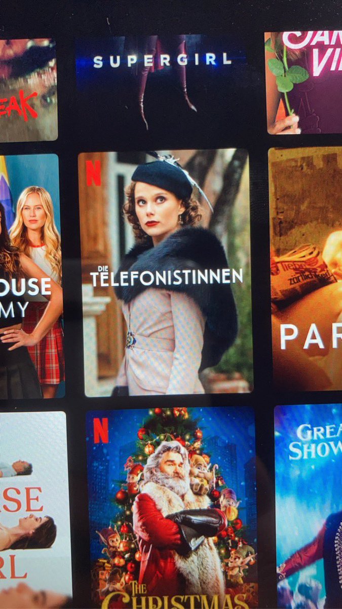 TiniAndValu's tweet photo. seeing this on Netflix makes me happy @VaLuZenere https://t.co/VBFlnCECZc