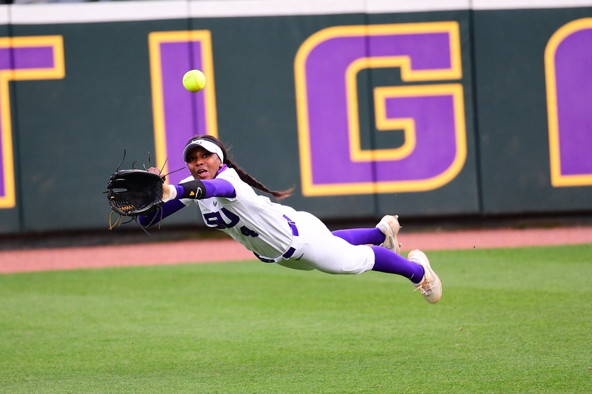 LSU Softball tweet media