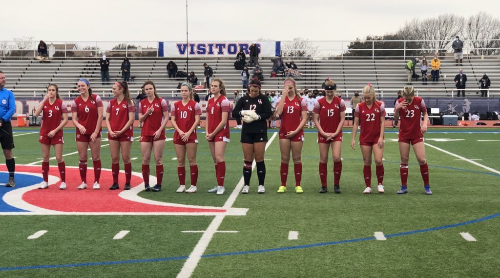 UrsulineAD's tweet photo. Two days, two playoff wins for the Bears!! #ItsGoodToBeABear @ursulinedallas @UrsulineSports https://t.co/8vX6DwP8IV