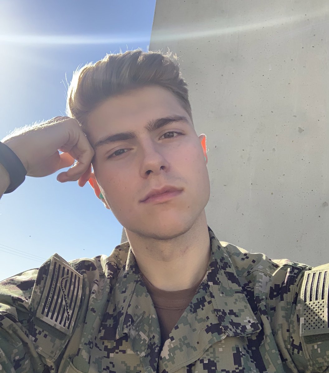 fourlokokingg's tweet photo. been out to sea for two months with no connection to society what have i missed vrethren 🌊🥲 https://t.co/RbajQyORii