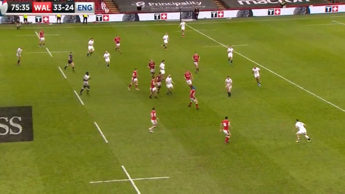 TheWelshDragon9's tweet photo. Tipuric tackle on Farrell 💥 https://t.co/SHRkIUCdNy