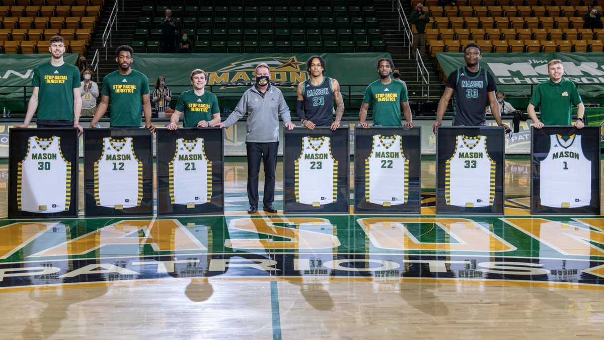 MasonMBB's tweet photo. THANK YOU SENIORS 💚💛 https://t.co/PZRoABYPd7