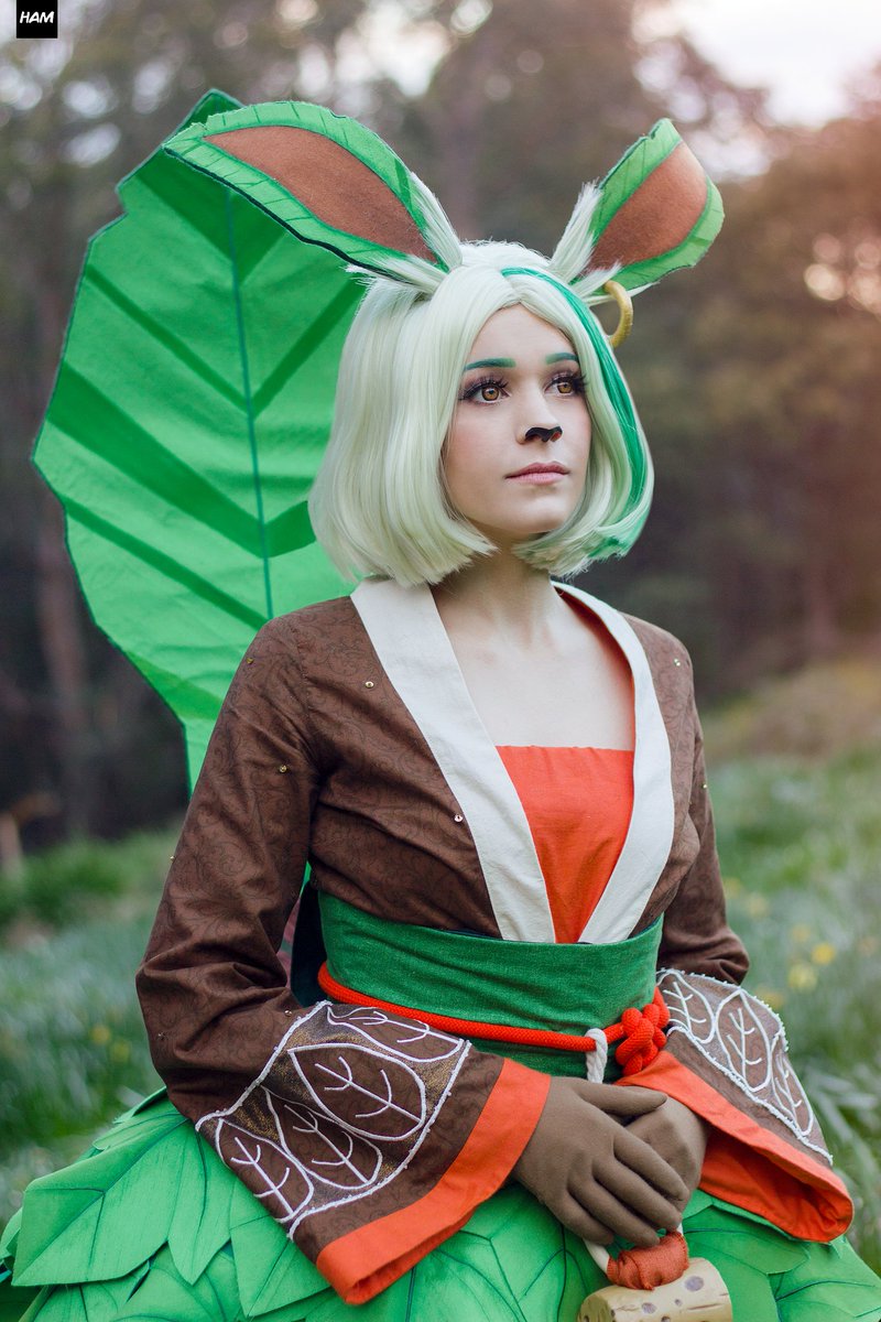 Happy #PokemonDay 🥳

Jigglypuff: instagram.com/cat_lady_amy
Glaceon &amp; Sylveon: <a href="/Meereh63581308/">Meereh</a> 
Leafeon: instagram.com/tendertough_cos
Eeveelution Designs by <a href="/Dollightfully/">Dollightful</a> 

Photo: <a href="/ham_photog/">Ham Photography</a>