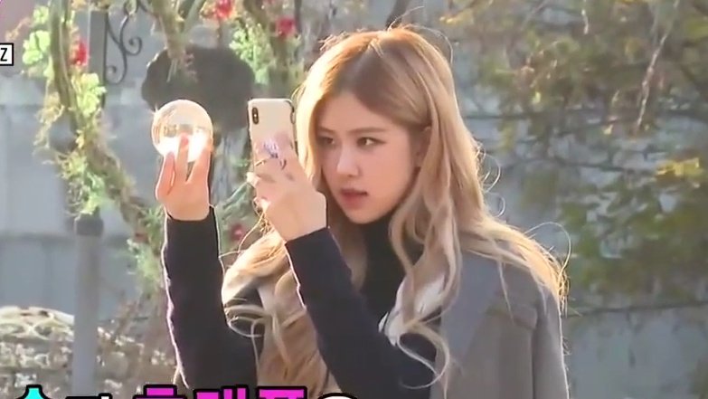 rosethinker's tweet image. Rosé PD