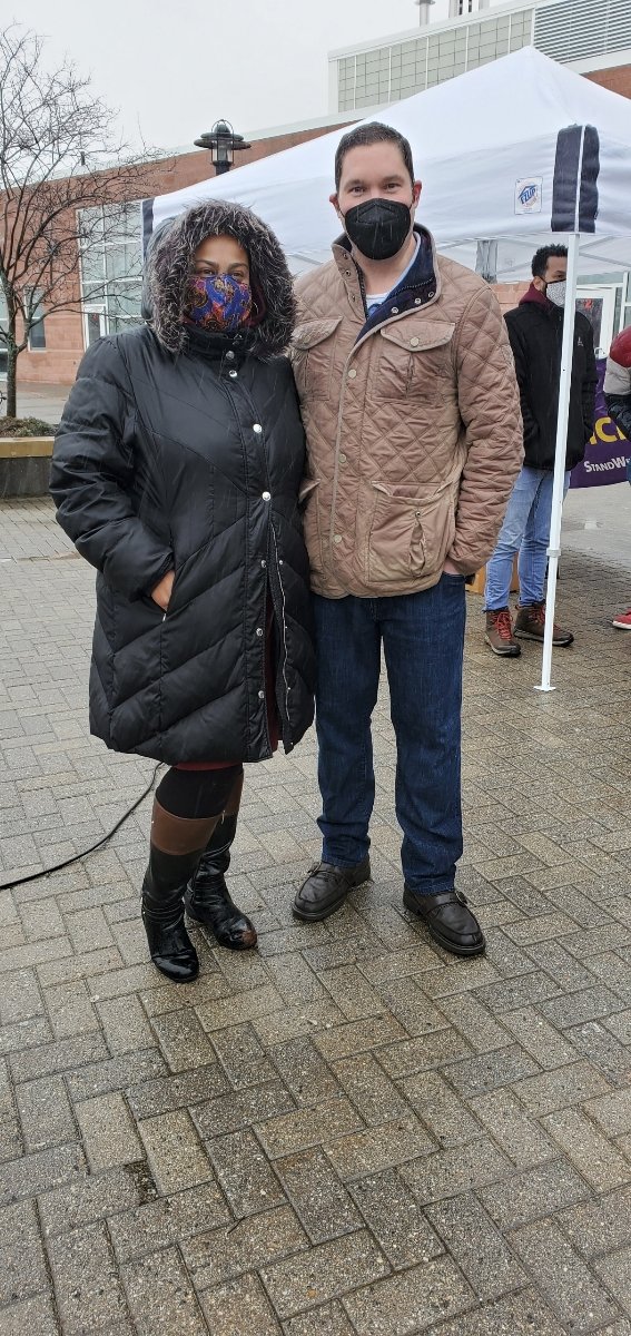 It was great to see Congresswoman @AyannaPressley today, and  welcome her to Revere  alongside side  @DimpleJRana, to GOTV for @JuanForRep  today.
#Revere #Winthrop #Mapoli