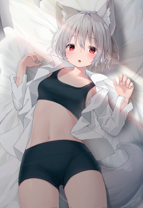 ベット上の犬走椛 