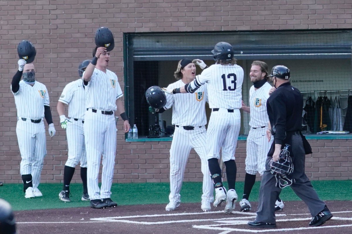 FINAL | #Dons 10 — #Bears 6

*DONS WIN!*

USF scores 9 runs in the 7th &amp; 8th innings to come from behind and win Gm 3️⃣

Young (1-0): 2 IP, 0 H, 0 BB, K

Winkler: 3 for 5, 2B, HR, 3 RBIs, 4 Runs, SB
Westerman: 2 for 2, 2B, 2 Runs, RBI

#USFDons