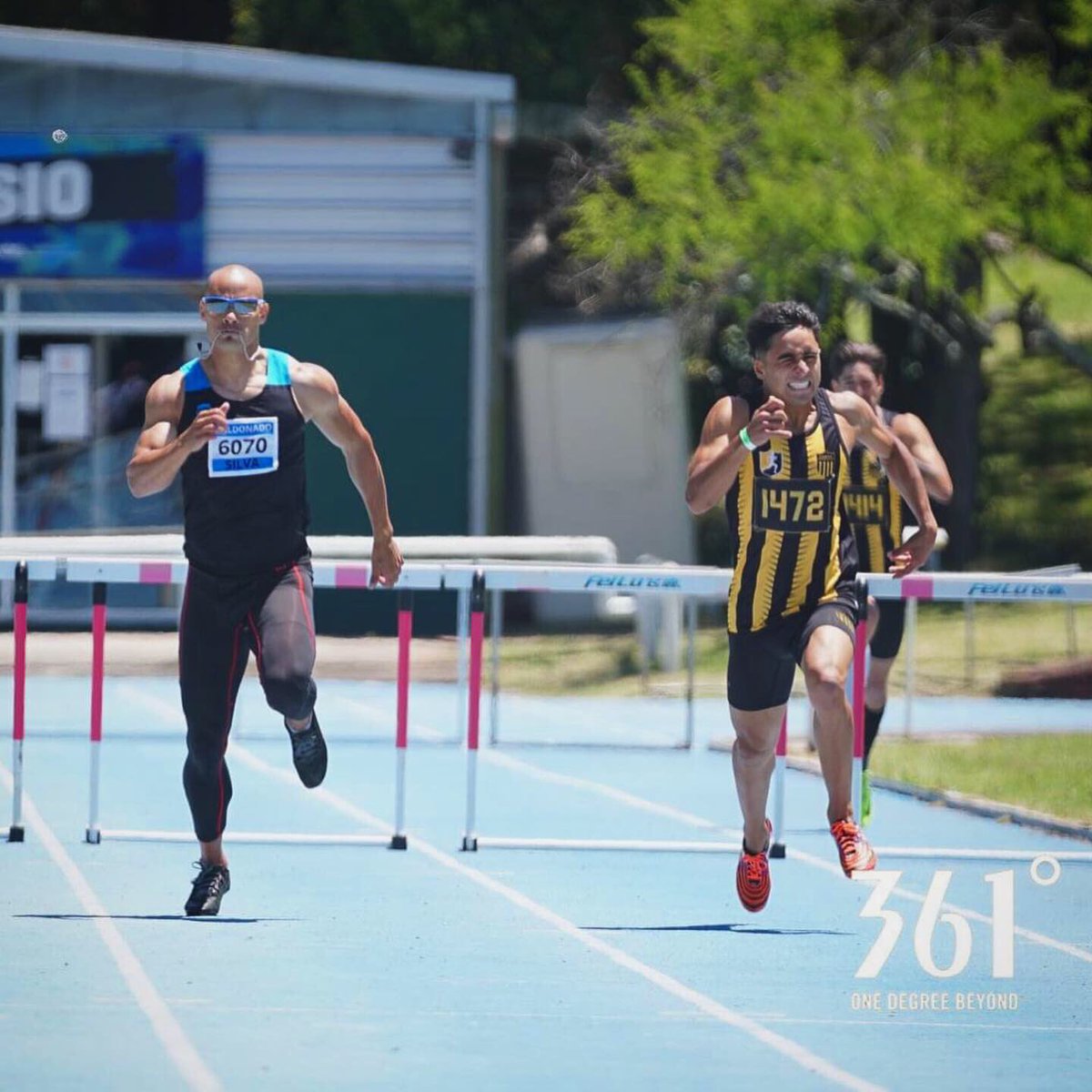 CAPatletismo's tweet photo. Destacada participación de nuestros atletas consiguiendo la clasificación Sudamericano:

Mayores: 
💥Juan Acuña 400c/v
💥Martin Cuestas 10000m 
💥Nicolás Cuestas 10000m

Sub 20:
💥Gonzalo Gervasini 1500m

Sub 18:
💥Gonzalo Gervasini 1500m

El equipo sigue firme y va por más 🔥💪🏼 https://t.co/WjwCAY8az4