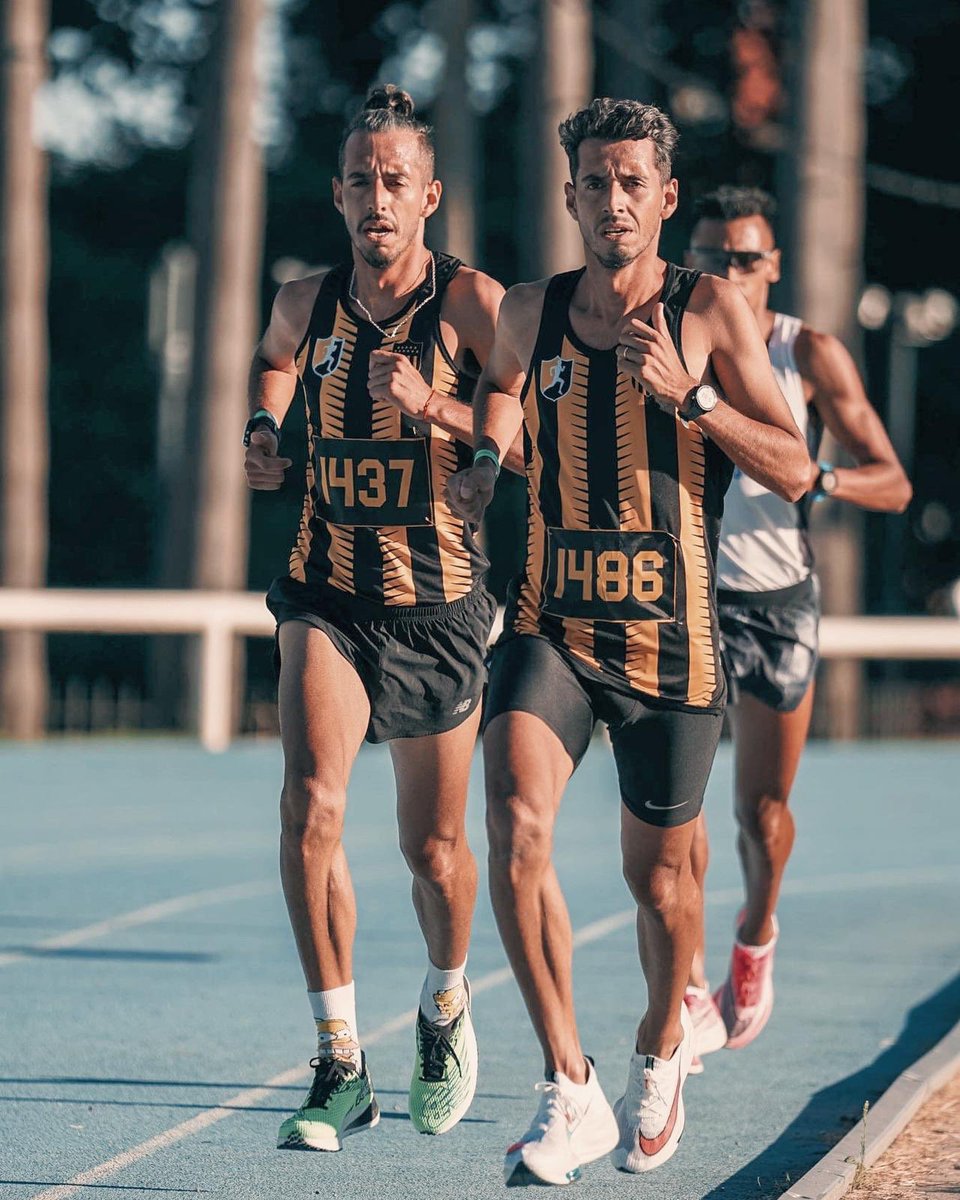 CAPatletismo's tweet photo. Destacada participación de nuestros atletas consiguiendo la clasificación Sudamericano:

Mayores: 
💥Juan Acuña 400c/v
💥Martin Cuestas 10000m 
💥Nicolás Cuestas 10000m

Sub 20:
💥Gonzalo Gervasini 1500m

Sub 18:
💥Gonzalo Gervasini 1500m

El equipo sigue firme y va por más 🔥💪🏼 https://t.co/WjwCAY8az4