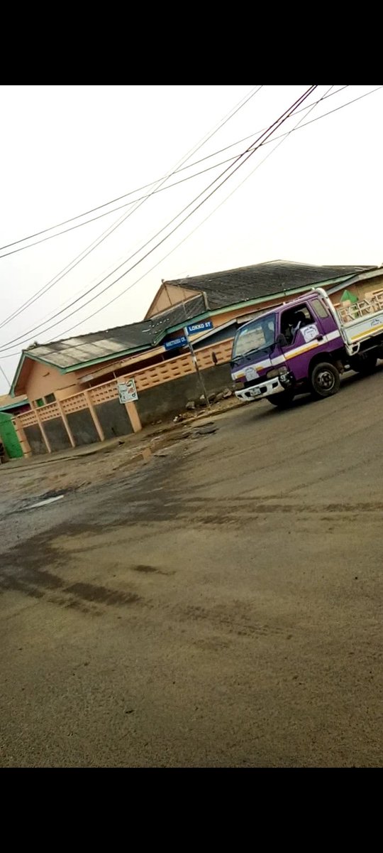AristMiriam's tweet photo. drivers who use the Lokko street on Osu are pleading for their roads to be fixed. @TDzineku @Nanabanas11 @kodwoboateng https://t.co/fA08ePtiwT