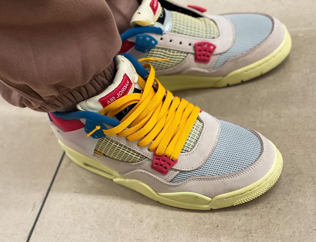 sneakerhack1's tweet photo. 今日はのんびり😄
やっぱりスニーカーだけでなく、パンツや髪型を含めファッションを楽しみたいと思う今日このごろ
#スニーカーハック
#sneakerhack https://t.co/xEJPz8Tpjy