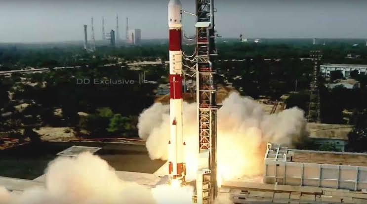 world_dais's tweet photo. PSLV-C51/Amazonia-1 mission: Isro places Brazilian satellite in orbit
ISRO had scheduled the launch around 10:24 AM IST
Here are a few images
More info at https://t.co/skGHODxPVA
#ISRO #ISRO live #ISROMissions #worlddais #brazillaunch #Satellite https://t.co/xzVqGywvGE