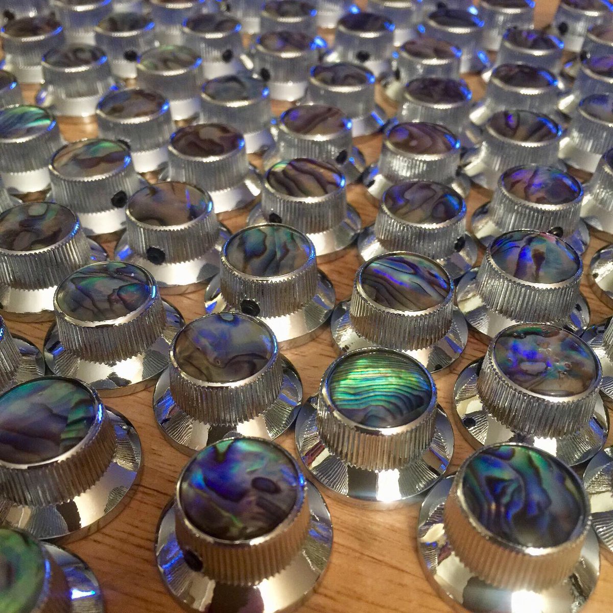 We got a large shipment of #Knobs this weekend with beautiful Real Abalone Tops!
Note: All of the #Abalone #Shell used on these Knobs comes from FWS/CITES approved sources, &amp; Guitarheads is proud to carry the proper wildlife import permits required to offer these fine products 👍
