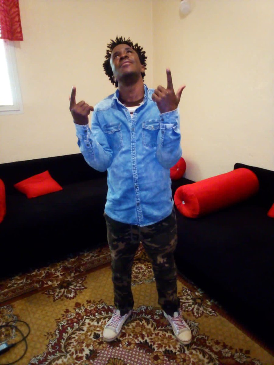 Shersky2's tweet image. Un jour de Dieu ,bon Dimanche que le seigneur veille sur nous