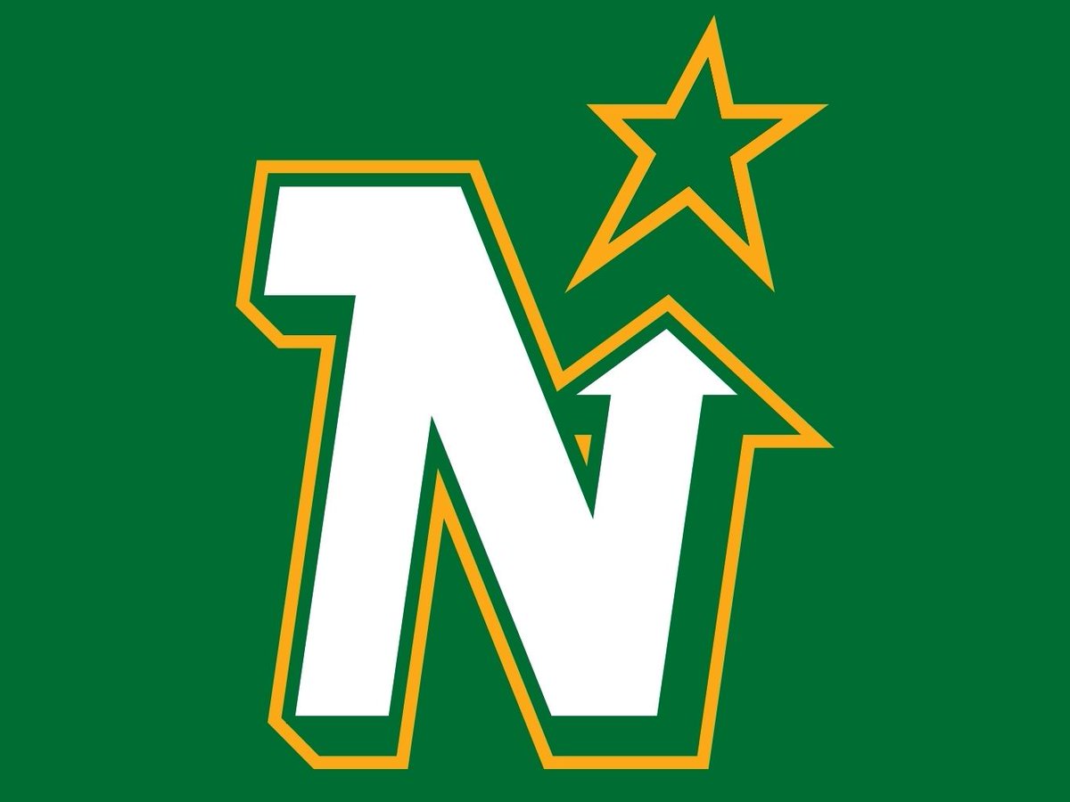 Ericinminny44's tweet photo. Technicolor hockey tonight at The X in St. Paul. @LAKings sporting a throwback purple and gold look. @mnwild rocking old school green and gold North Star uniforms. This is circa 1967.
#coolthreads https://t.co/jt6R5UrPVK