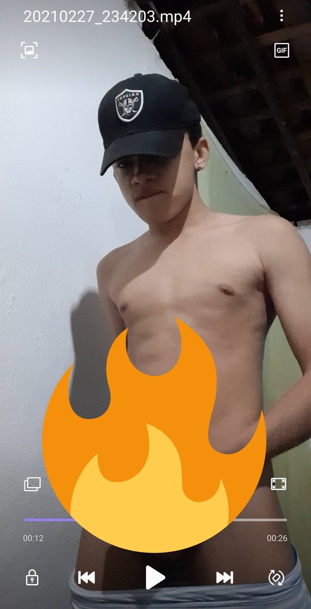 leozinhovx's tweet photo. Da RT se quiser que eu mande esse vídeo na dm 😈🔥 https://t.co/EChBvbfeoW
