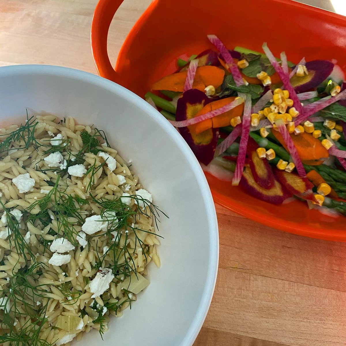 KellyInPhoenix's tweet image. I posted to Instagram, but this is totally Twitter worth too. Tonight, I made a #DevourAtHome meal from @devourphoenix + @LocalFirstAZ. It was braised lamb shanks from @SouthernRailAZ and it was amazing! #DevourPhoenix