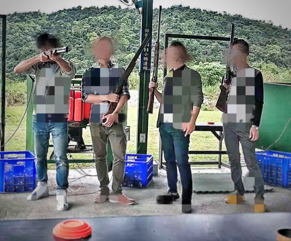 每個男人都該認真保養身上那把槍，再逛逛花街柳巷，挑對了！ 看上眼了，就進房試試性能吧！
@Scarlet20663941 
@QPIcizyMYLXaVox 
@DablMmb7GTd0PJS 
@swing_lover https://t.co/hyurmUeJPI